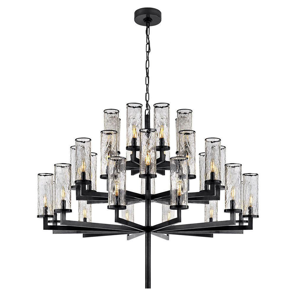 ブロンズ製フレームと円柱型のヒビ入りクラックガラスを組み合わせたVISUAL COMFORTのシャンデリア「Liaison Triple Tier Chandelier」。1,838,000円