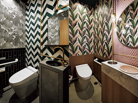 こちらのトイレは男女ひとつずつ個室を設けている。アメリカ西海外をほうふつとさせる壁紙やタイルがあしらわれ、デザインを損なわないシンプルなタンクレストイレのサティス〈Sタイプ〉が採用された