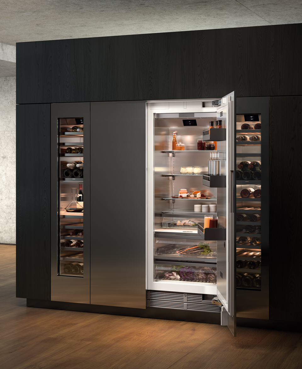 「The Vario cooling 400 series」ビルトイン冷蔵庫とワインキャビネットの組み合わせ