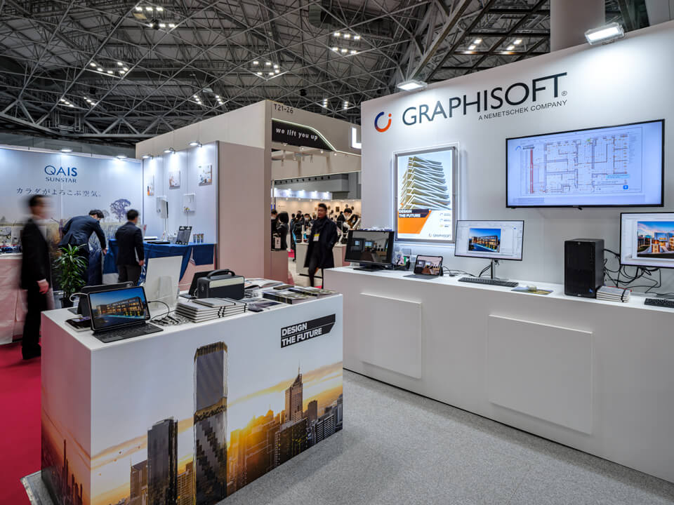 グラフィソフトジャパンの展示ブース。来場者はパソコンやデバイス画面でArchicadの操作性を体感した
