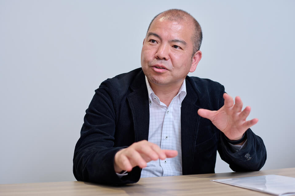 リニューアルの経緯を語る石田氏