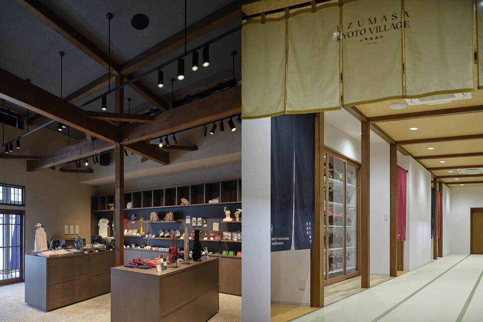 和装レンタルができる「扮装屋」においてもシーリングスピーカーが空間に調和する